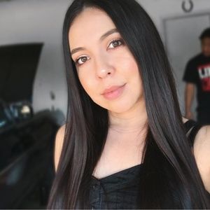 Meet your Posher, Liliana